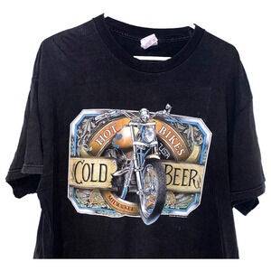 Hot Bikes Cold Beer Milwaukee Wisconsin Motorcycles Biker Size XL T-shirt USA